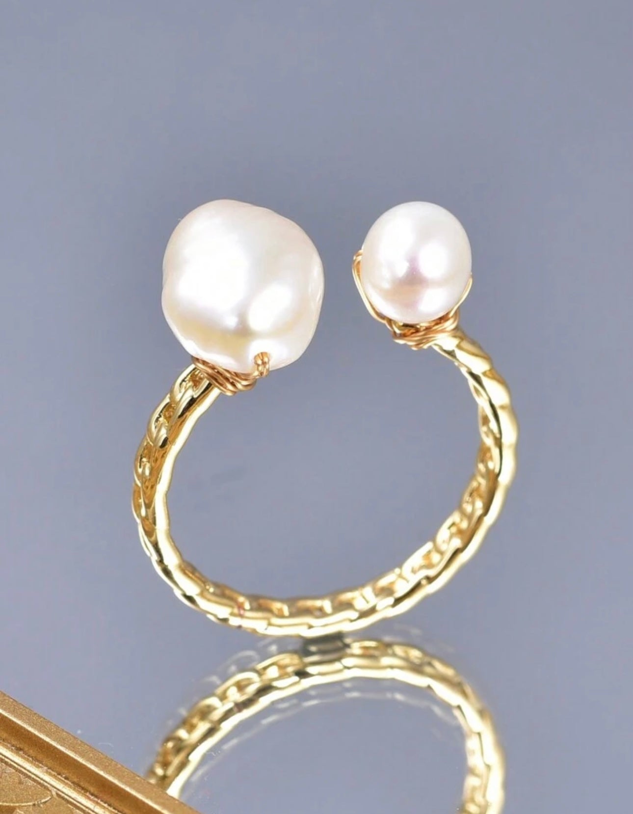 Pearl & Gold Shoe Horse Ring