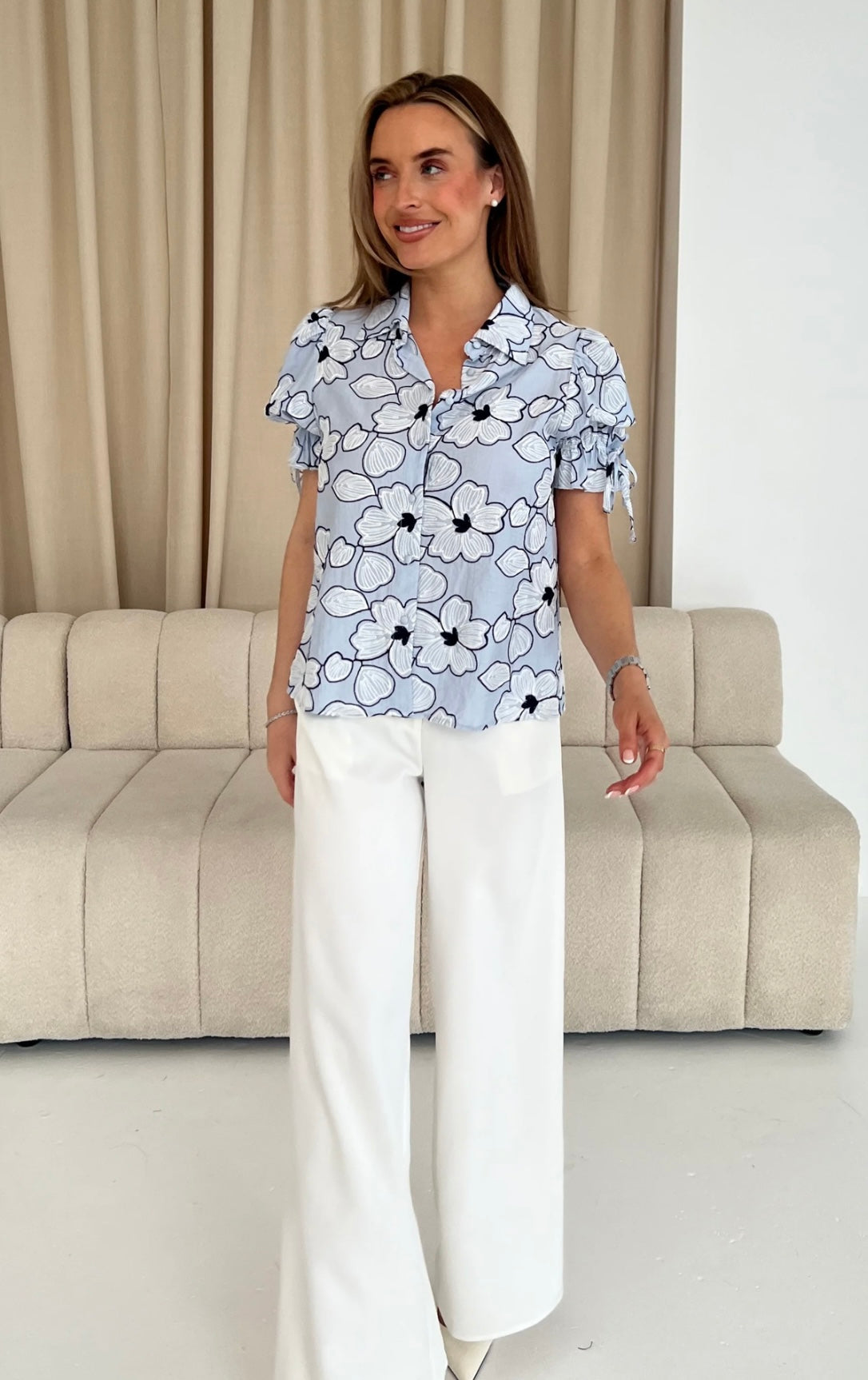 Noa Short Sleeve Embroidered Shirt Blue