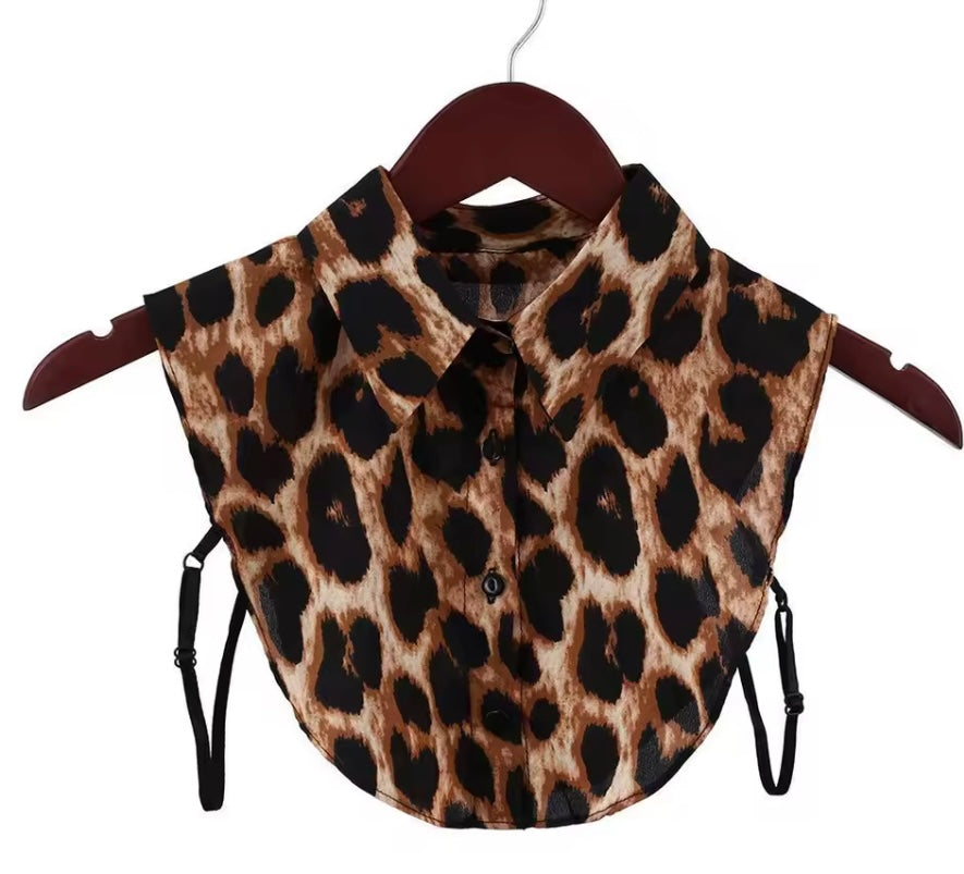 #23 Leopard Print False Collar