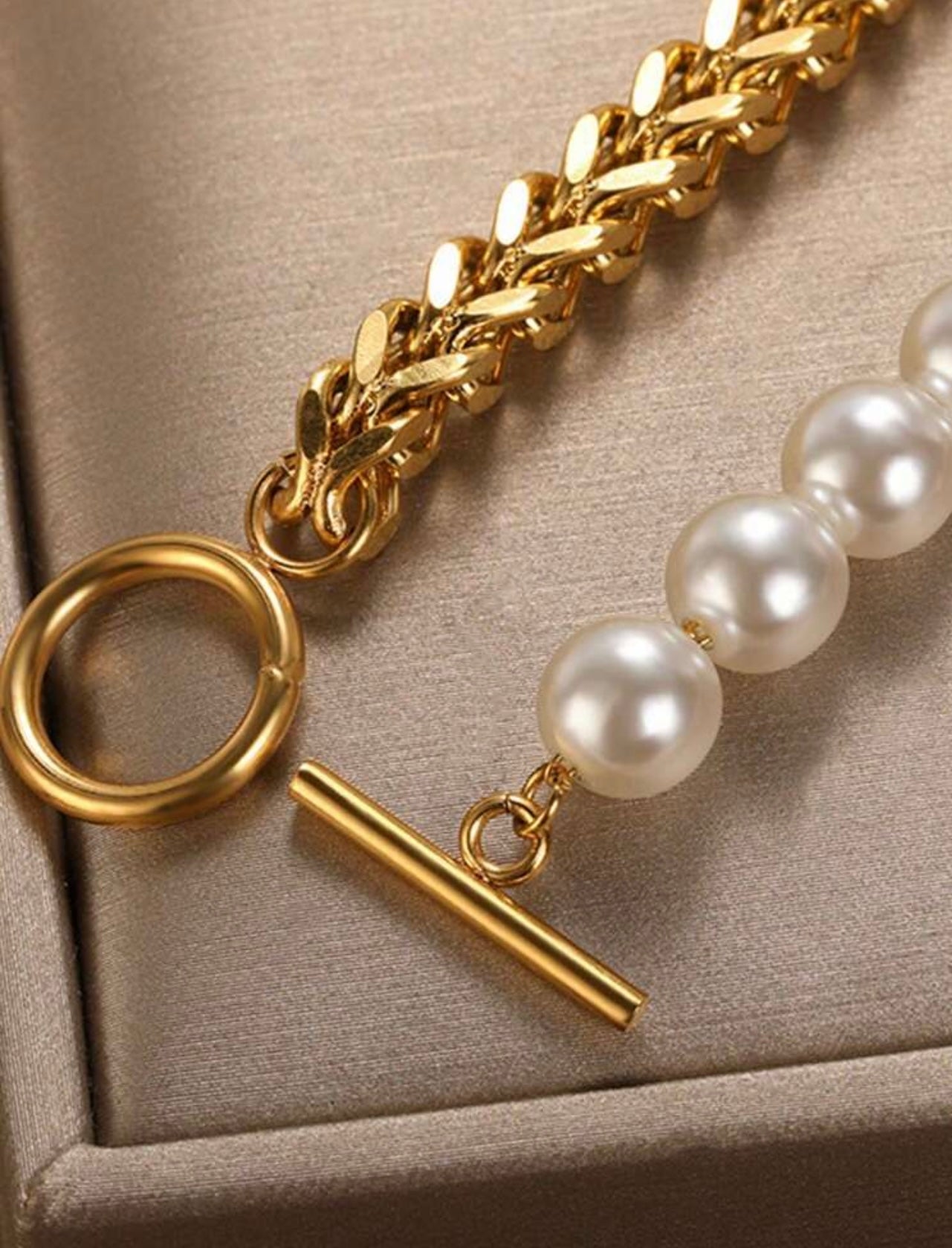 Gold & Pearl Chain Bracelet