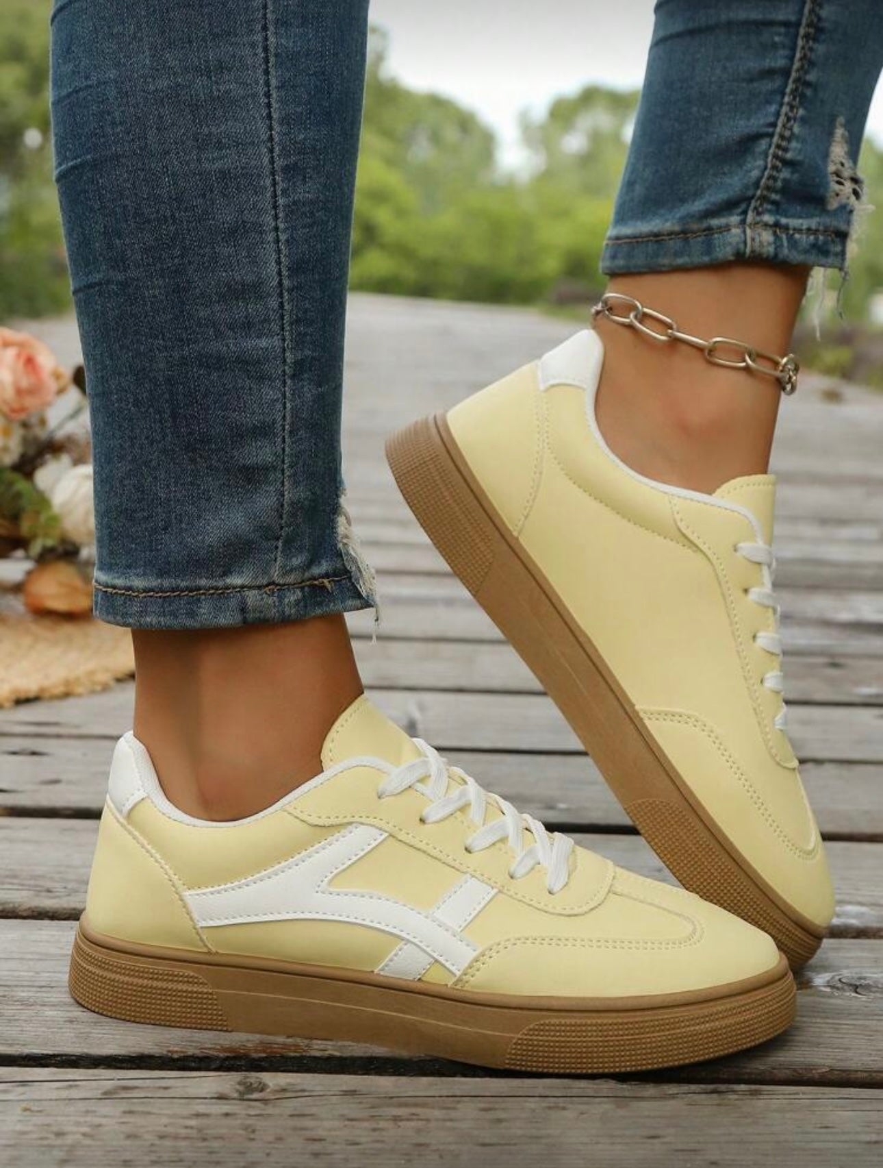 Hannah Lemon Trainers