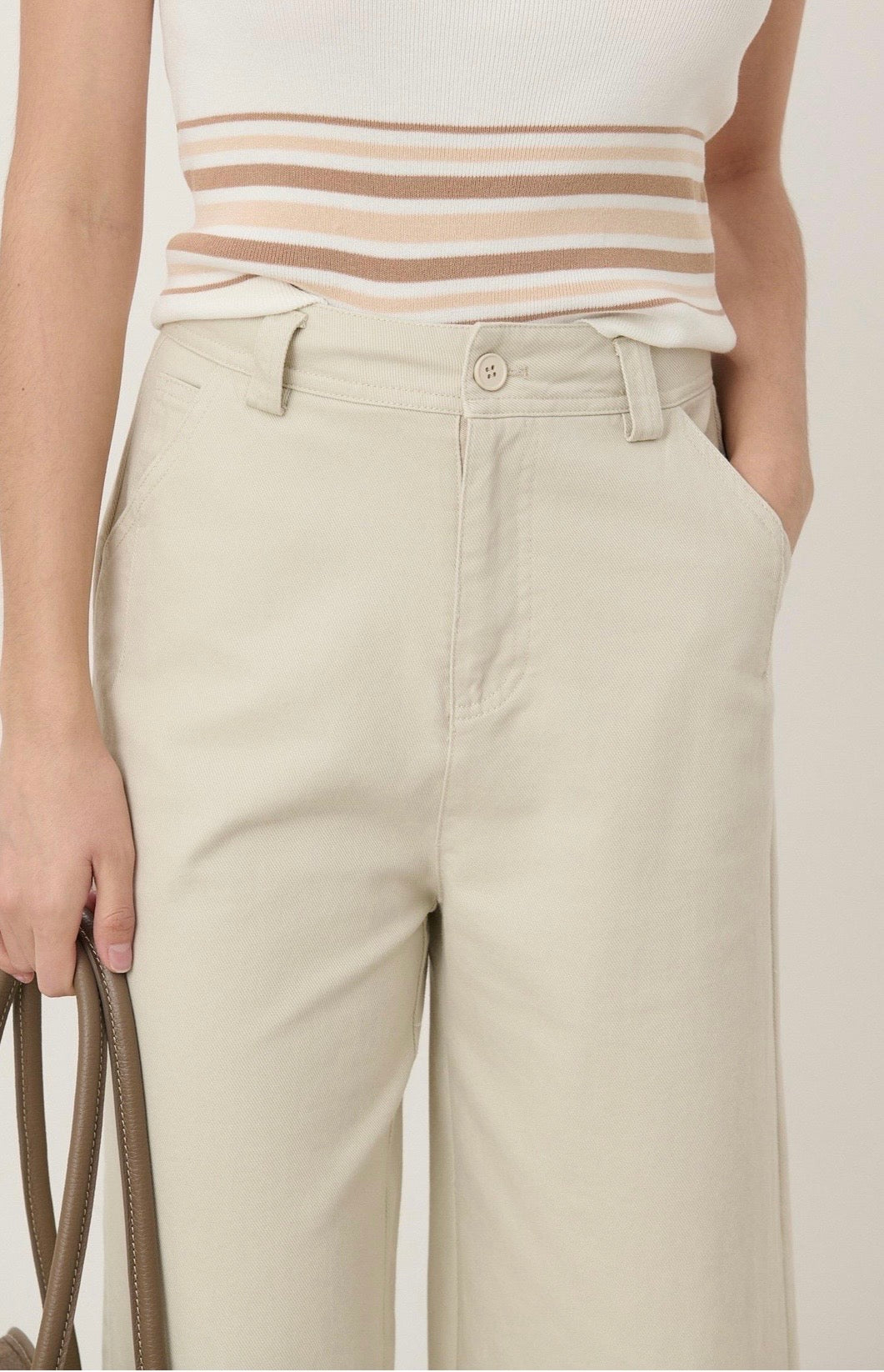 Claire Cream Cropped Trousers
