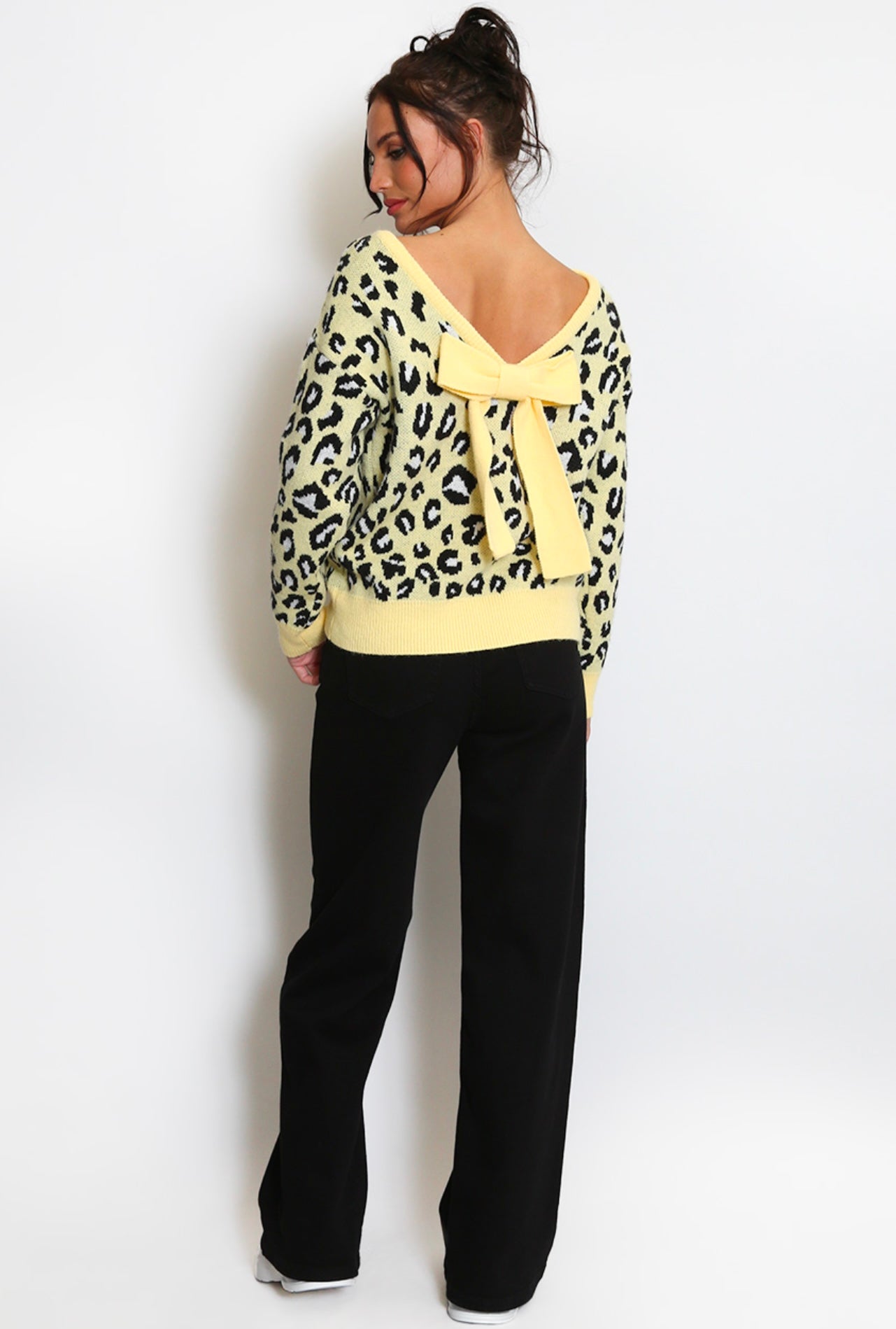 Francesca Leopard Print Bow Detail Jumper In Yellow