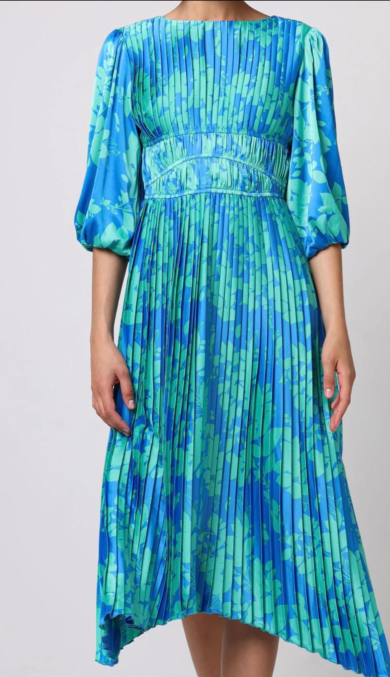 Stella Blue Mint Pleated Midi Dress (size 8)