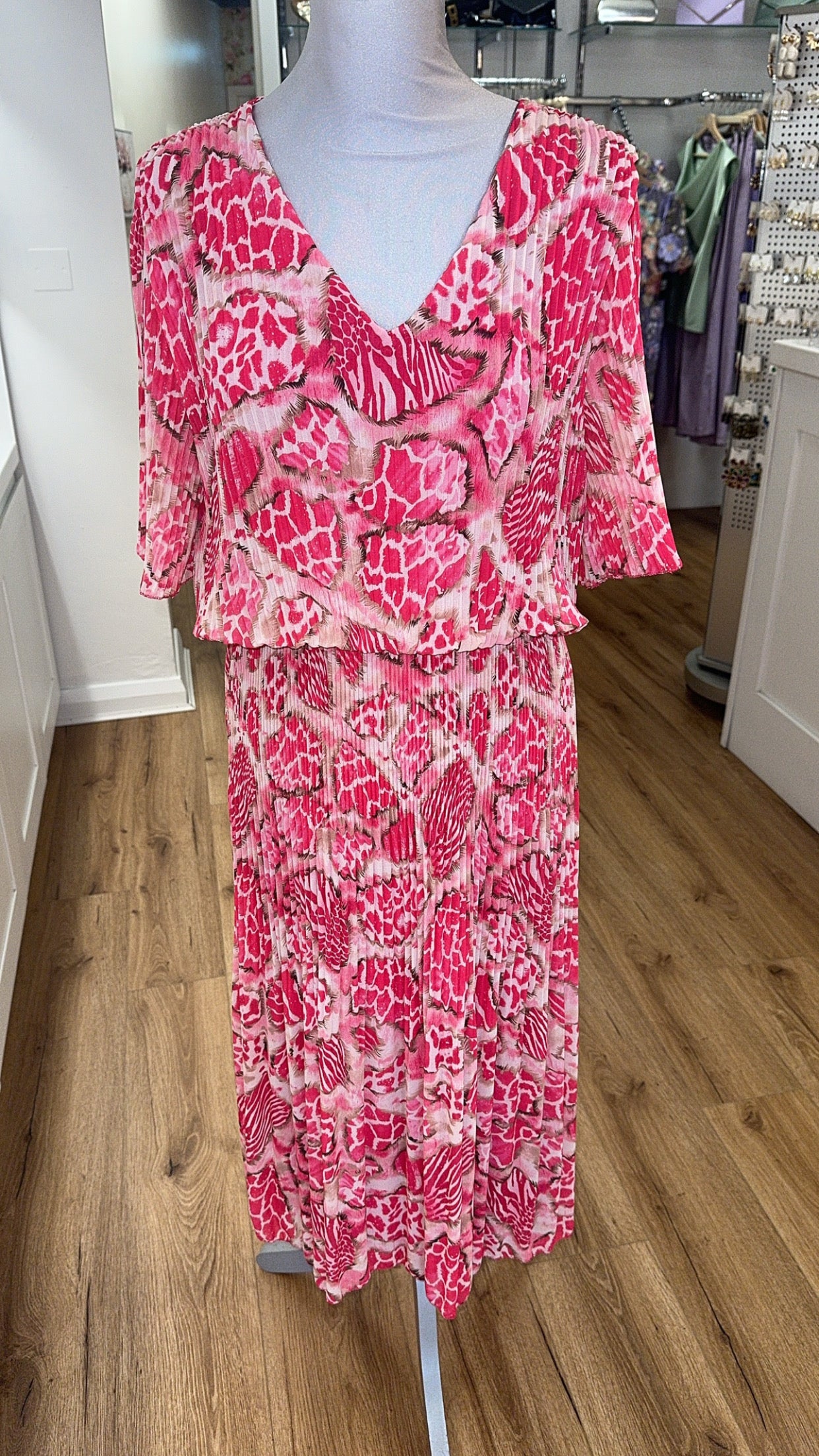 Fushia Pink Plisse Pattern Dress (size 8-12)