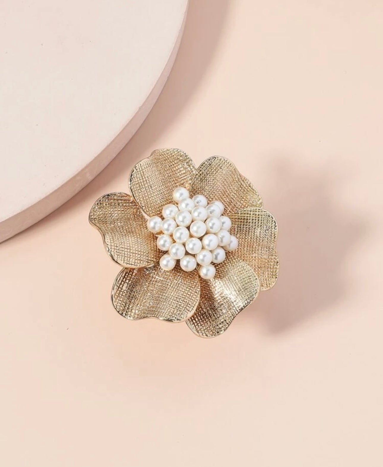 Oversized Pearl Flower Gold Ring