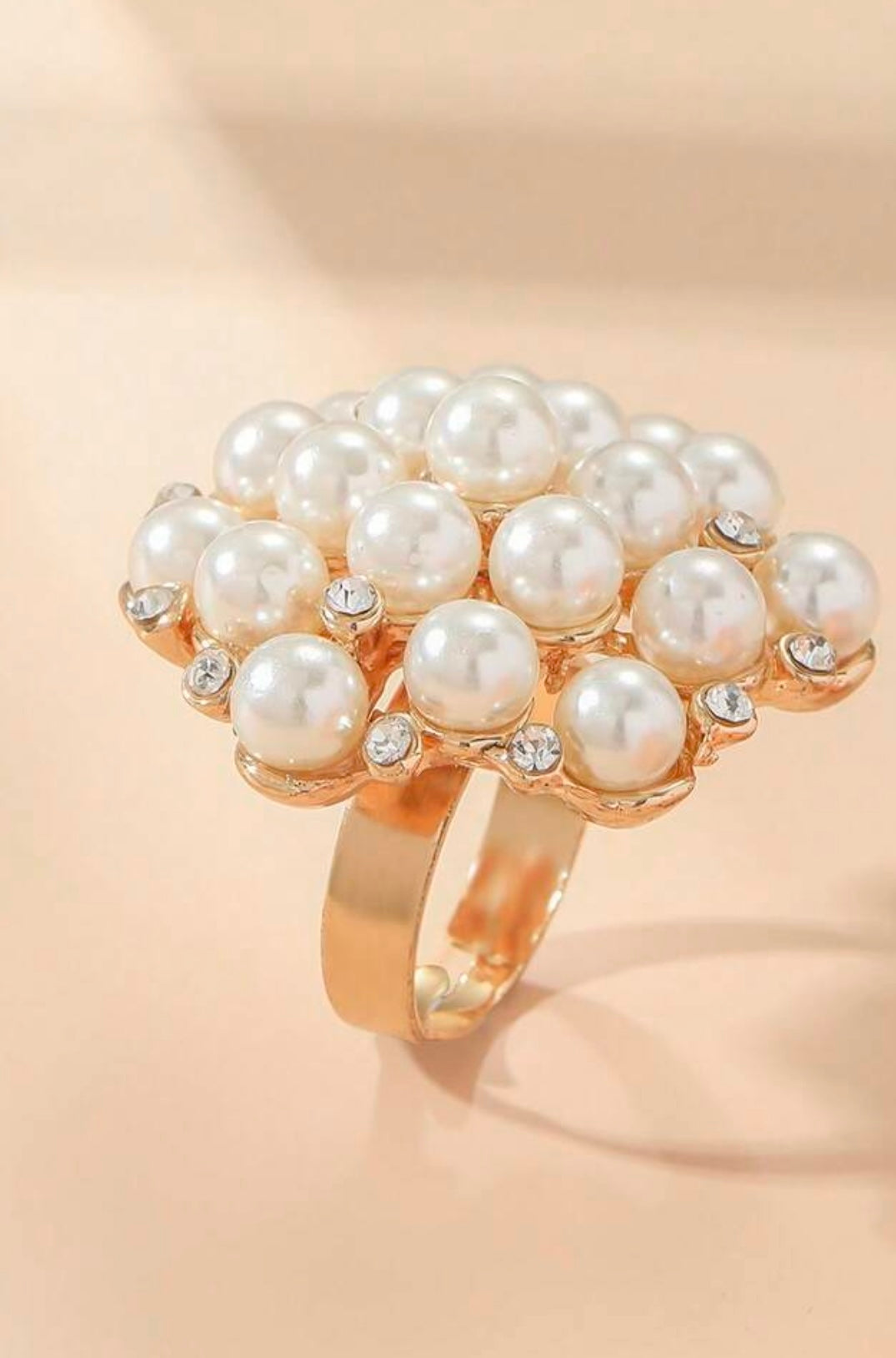 Oversized Pearl Cluster Ring