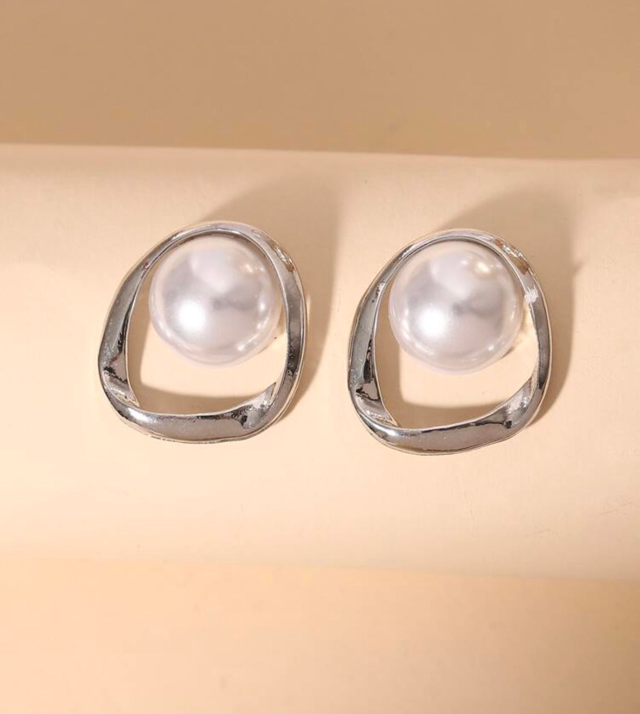 Silver Pearl Irregular Earrings