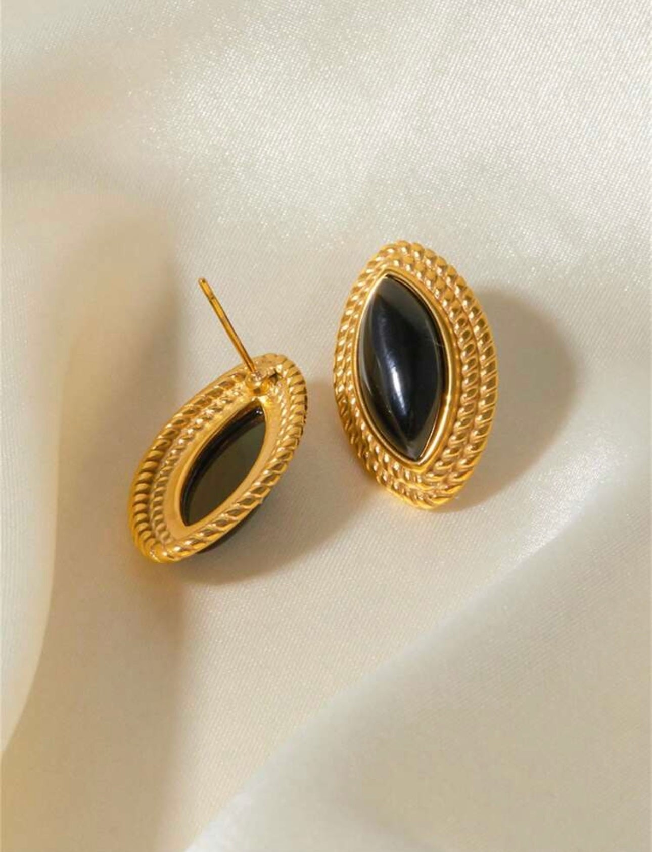 Black & Gold Cat Eye Earrings