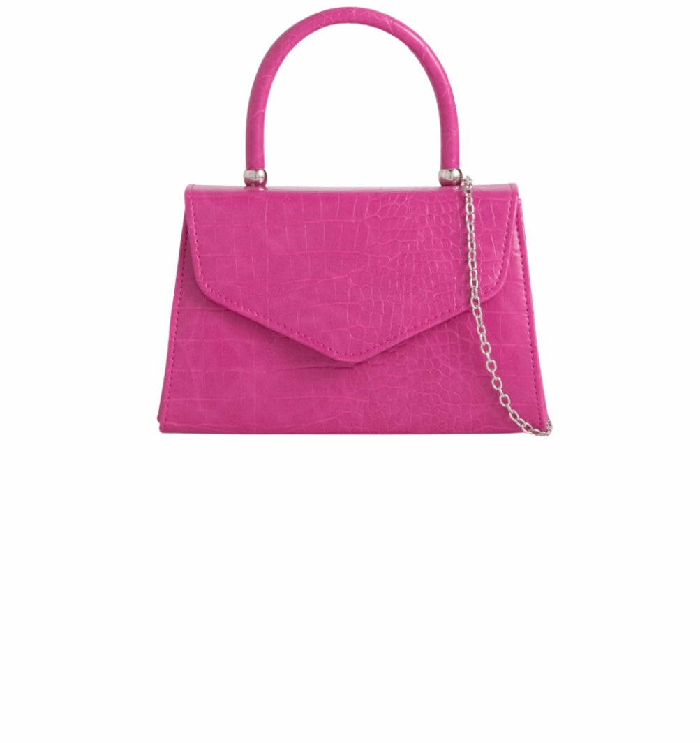 Aine Fushia