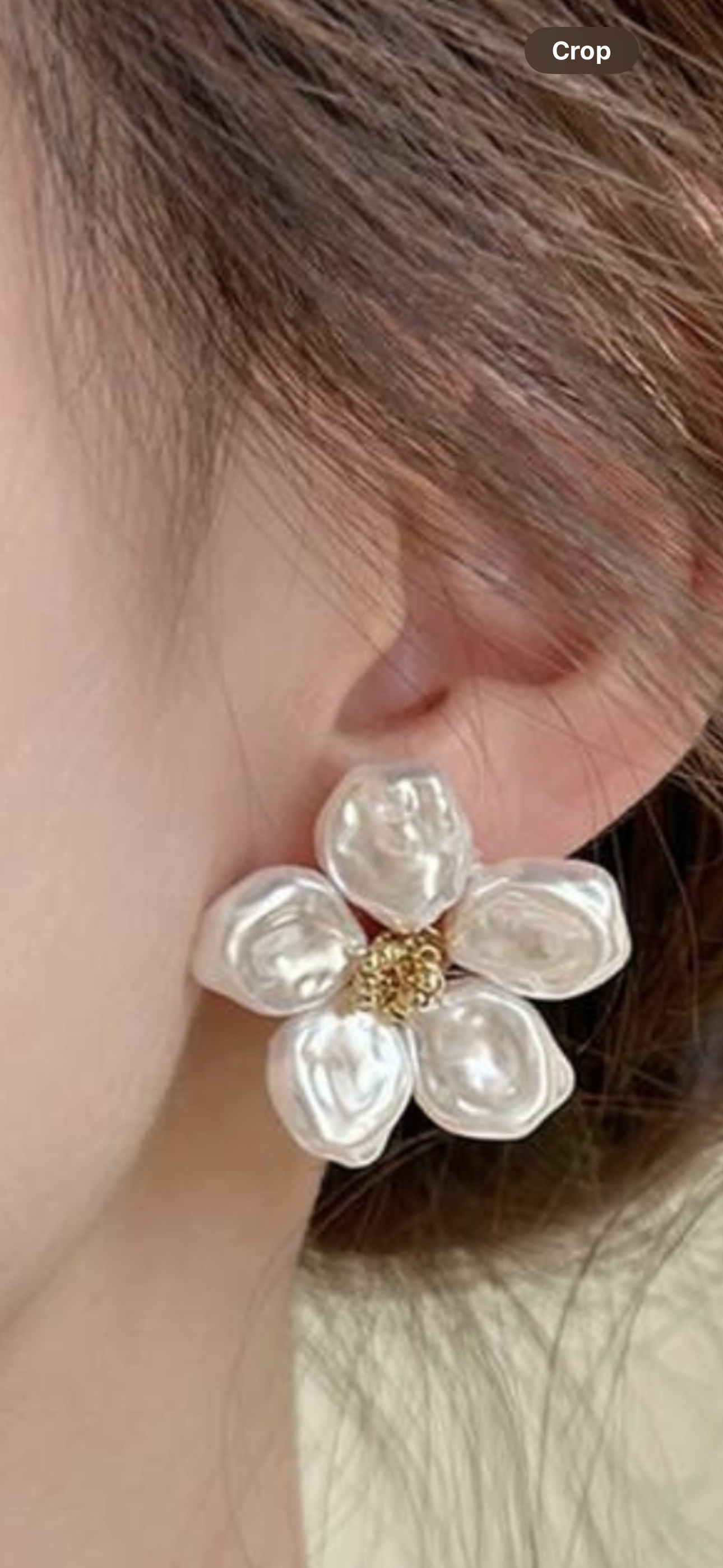 The Luna Pearl Earrings