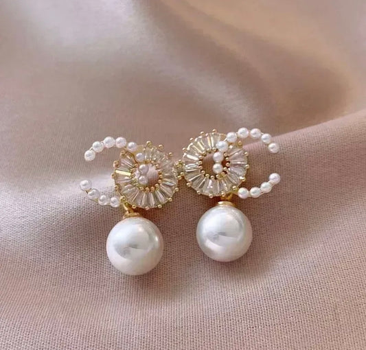 Pearl & Gold Diamanté Drop Occasion Earrings