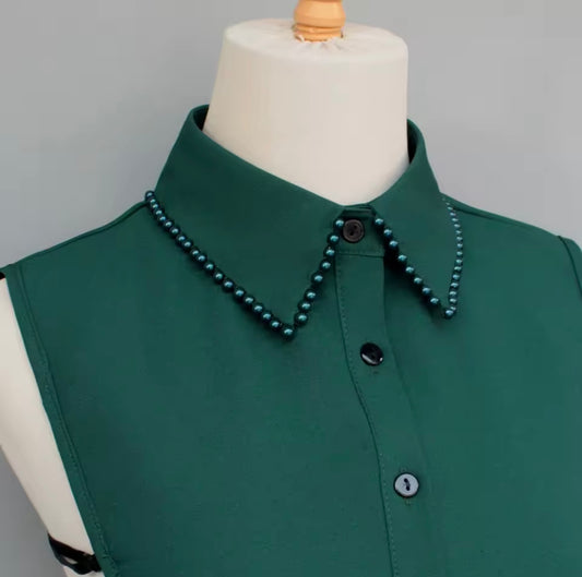 #17 Emerald Pearl False Collar