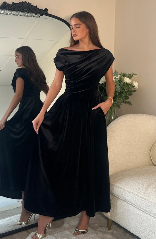 Betty Velvet Black Midi Dress