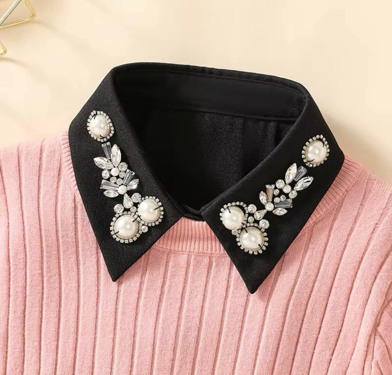 #7 Black Pearl Embellished Collar