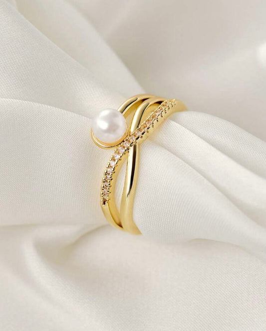 Pearl Diamanté Intertwined Ring