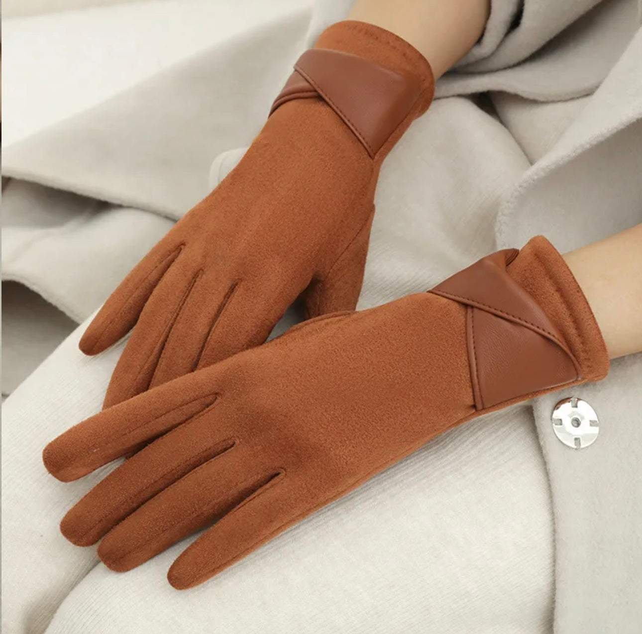 Tan Part Leather Gloves