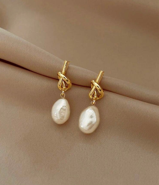 Gold Twist Pearl Drop Earrings