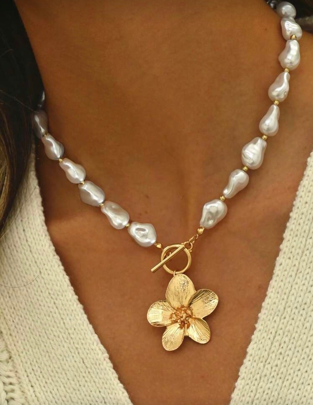 Pearl & Gold Floral Necklace