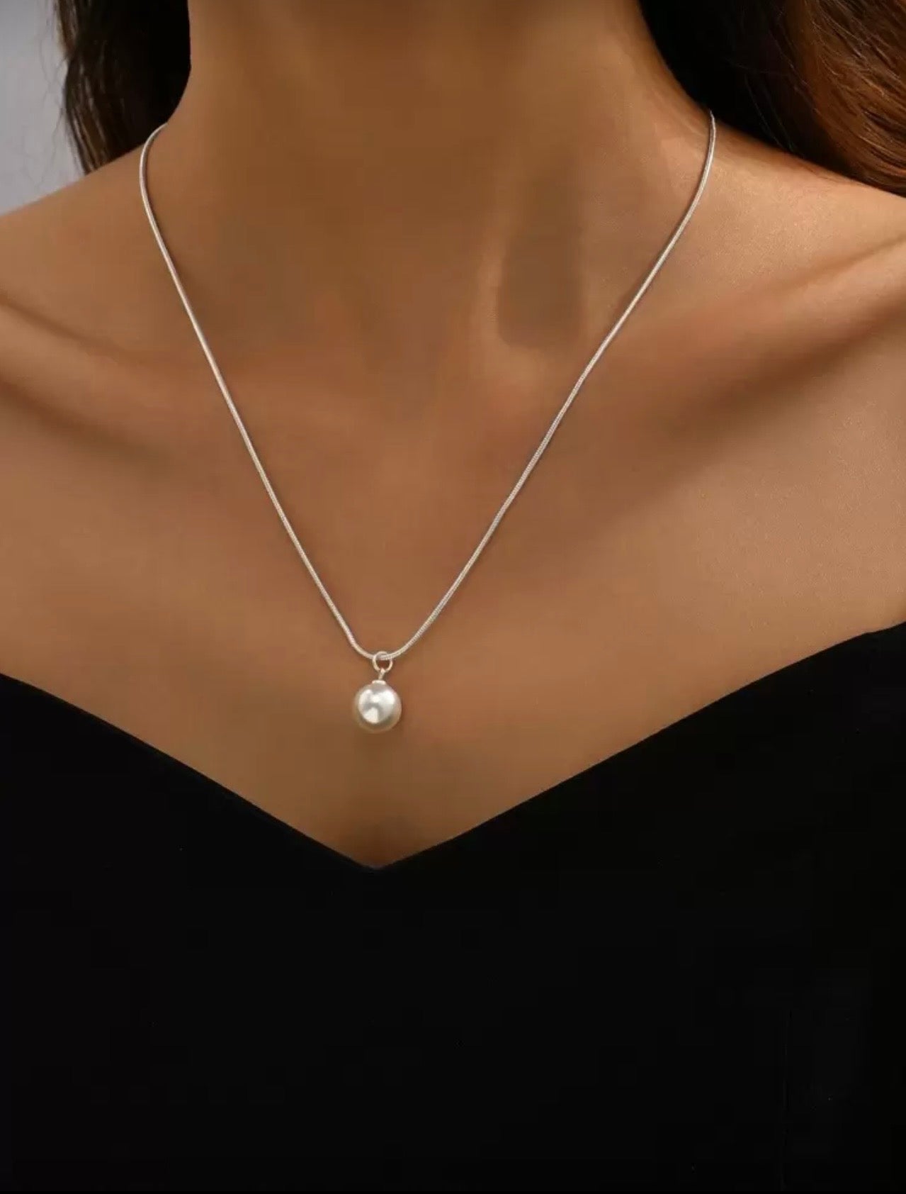 Silver Pearl Pendant Necklace