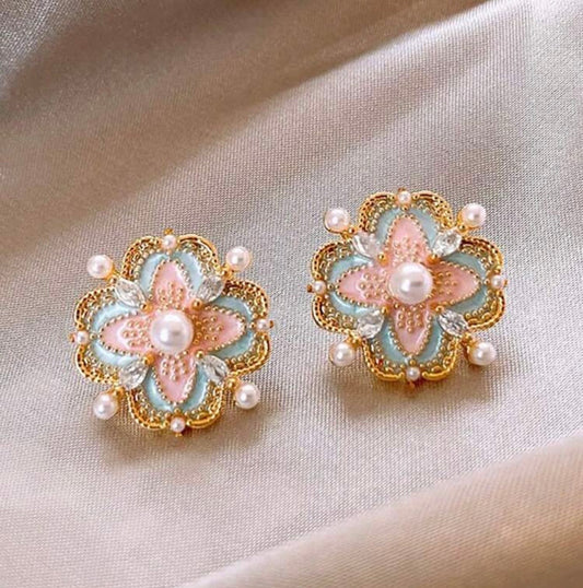 Pearl Floral Vintage Earrings
