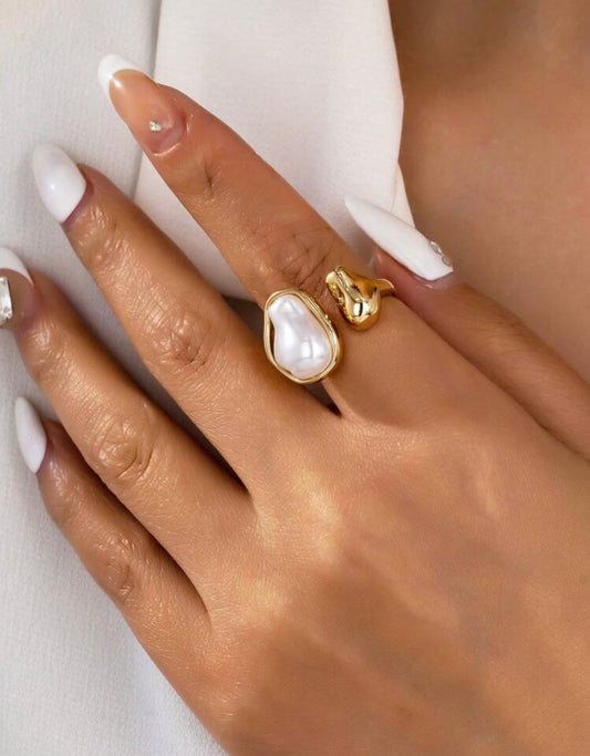 Pearl & Gold Rock Shaped Ring