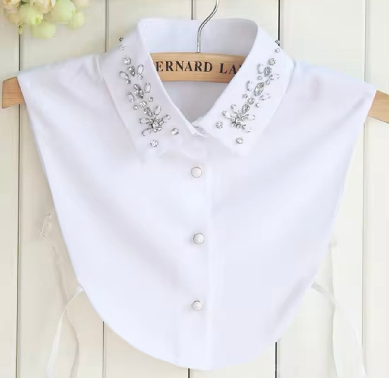 #6 White Pearl Jewel Embellished Collar