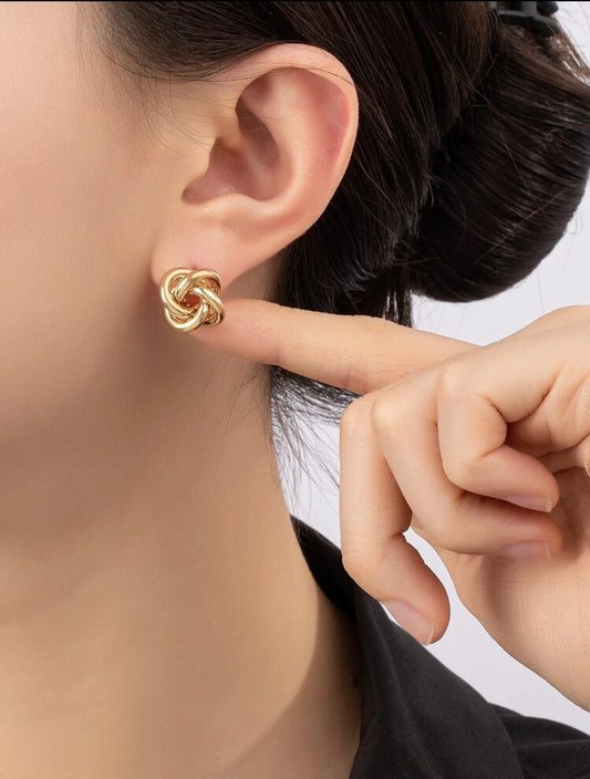 Gold Swirl Earrings