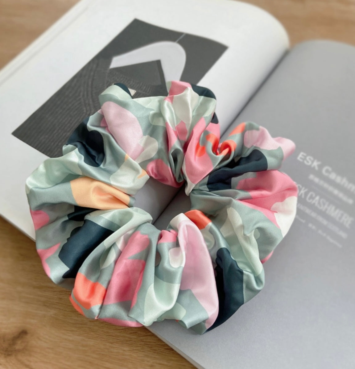 Silk Oversized Scrunchie Floral